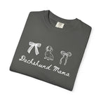 Dachshund Mama T-Shirt — Cute Paw Print & Bows Tee for Dog Lovers