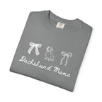Dachshund Mama T-Shirt — Cute Paw Print & Bows Tee for Dog Lovers