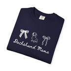 Dachshund Mama T-Shirt — Cute Paw Print & Bows Tee for Dog Lovers