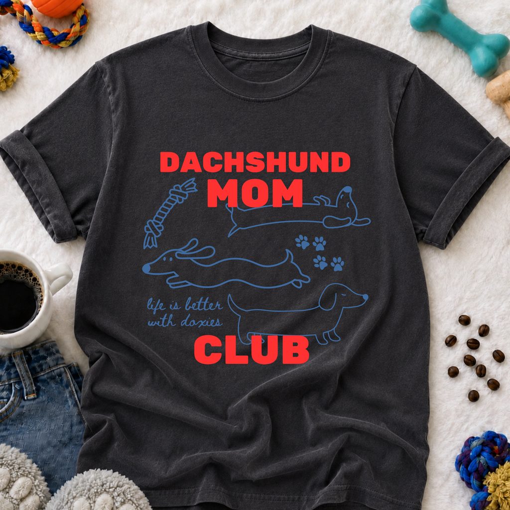 Dachshund Mom Club T-Shirt